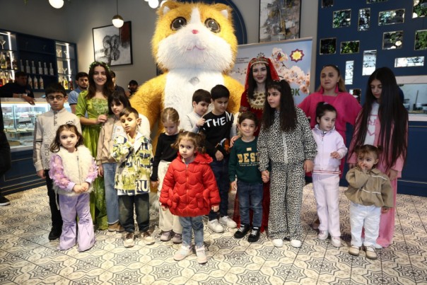 {"en":"NOVRUZ CELEBRATIONS WERE ORGANIZED FOR VISUALLY DISABLED CHILDREN IN BAKU","az":"BAKIDA G\u00d6ZD\u018fN \u018fL\u0130L U\u015eAQLAR \u00dc\u00c7\u00dcN NOVRUZ \u015e\u018fNL\u0130KL\u018fR\u0130 T\u018f\u015eK\u0130L ED\u0130LD\u0130","ru":"\u0412 \u0411\u0410\u041a\u0423 \u041e\u0420\u0413\u0410\u041d\u0418\u0417\u041e\u0412\u0410\u041b\u0418 \u041f\u0420\u0410\u0417\u0414\u041d\u041e\u0412\u0410\u041d\u0418\u0415 \u041d\u041e\u0412\u0420\u0423\u0417\u0410 \u0414\u041b\u042f \u0414\u0415\u0422\u0415\u0419 \u0421 \u041e\u0413\u0420\u0410\u041d\u0418\u0427\u0415\u041d\u041d\u042b\u041c \u0417\u0420\u0415\u041d\u0418\u0415\u041c"}